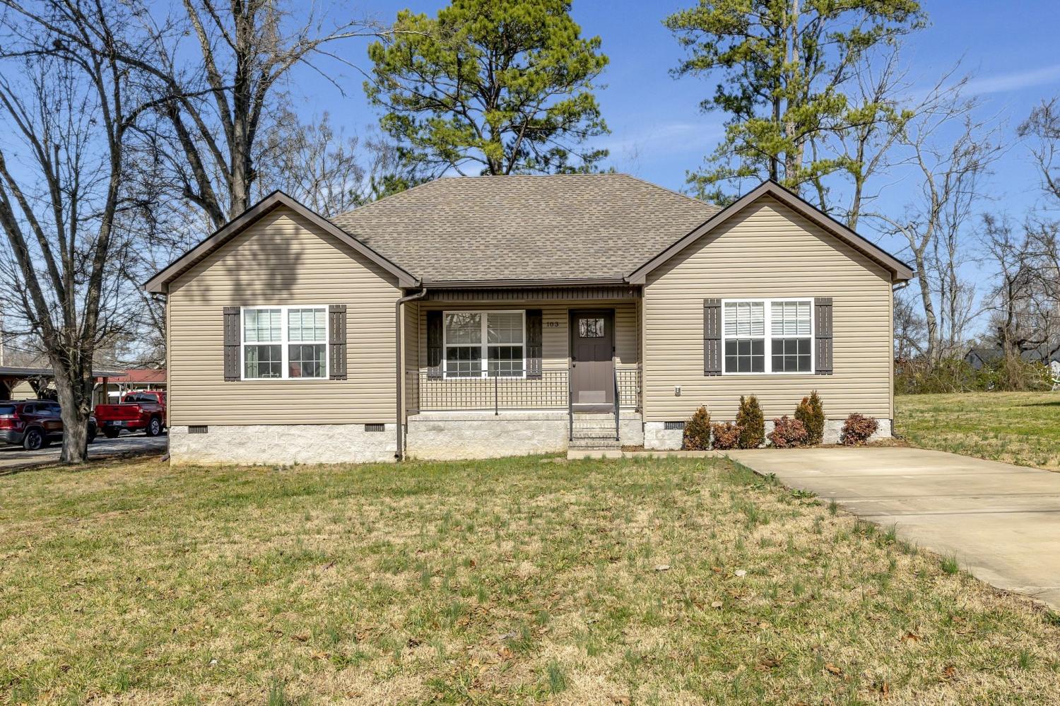 103-Davis-St For Sale