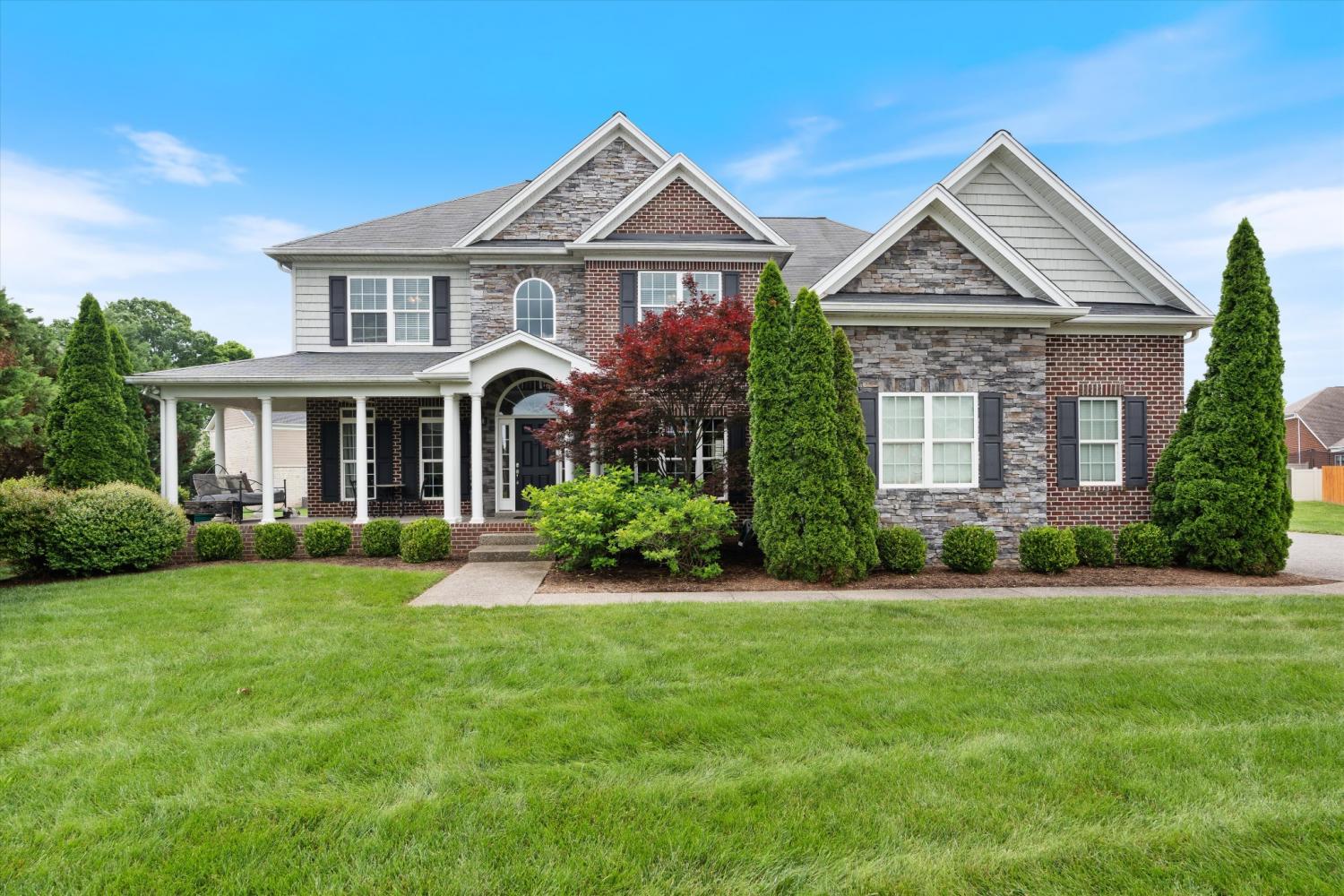 302-Lauderdale-Ct For Sale