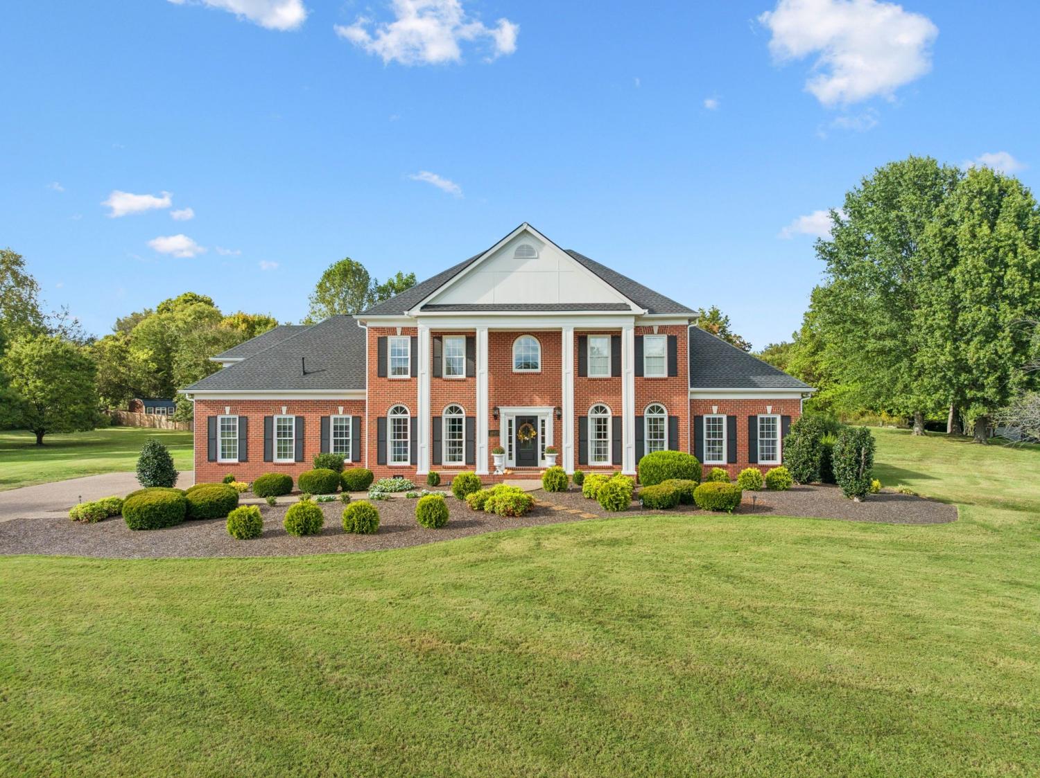 2260-Avery-Ct For Sale