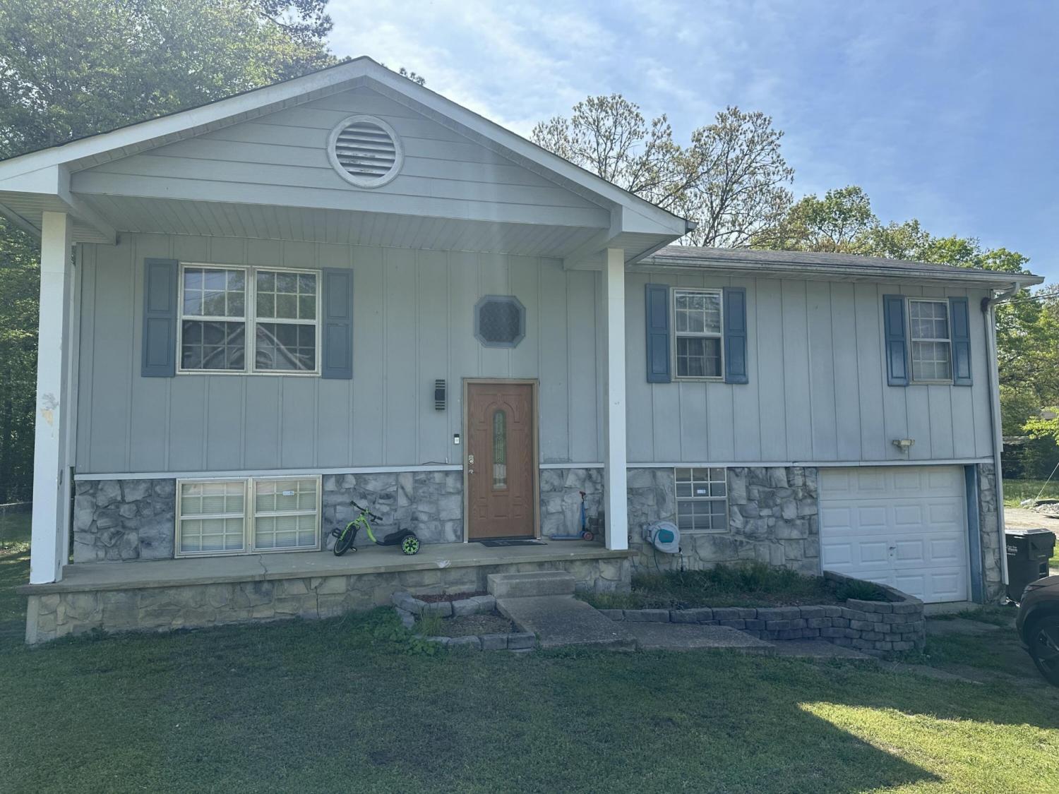 2514-Maplewood-Drive For Sale