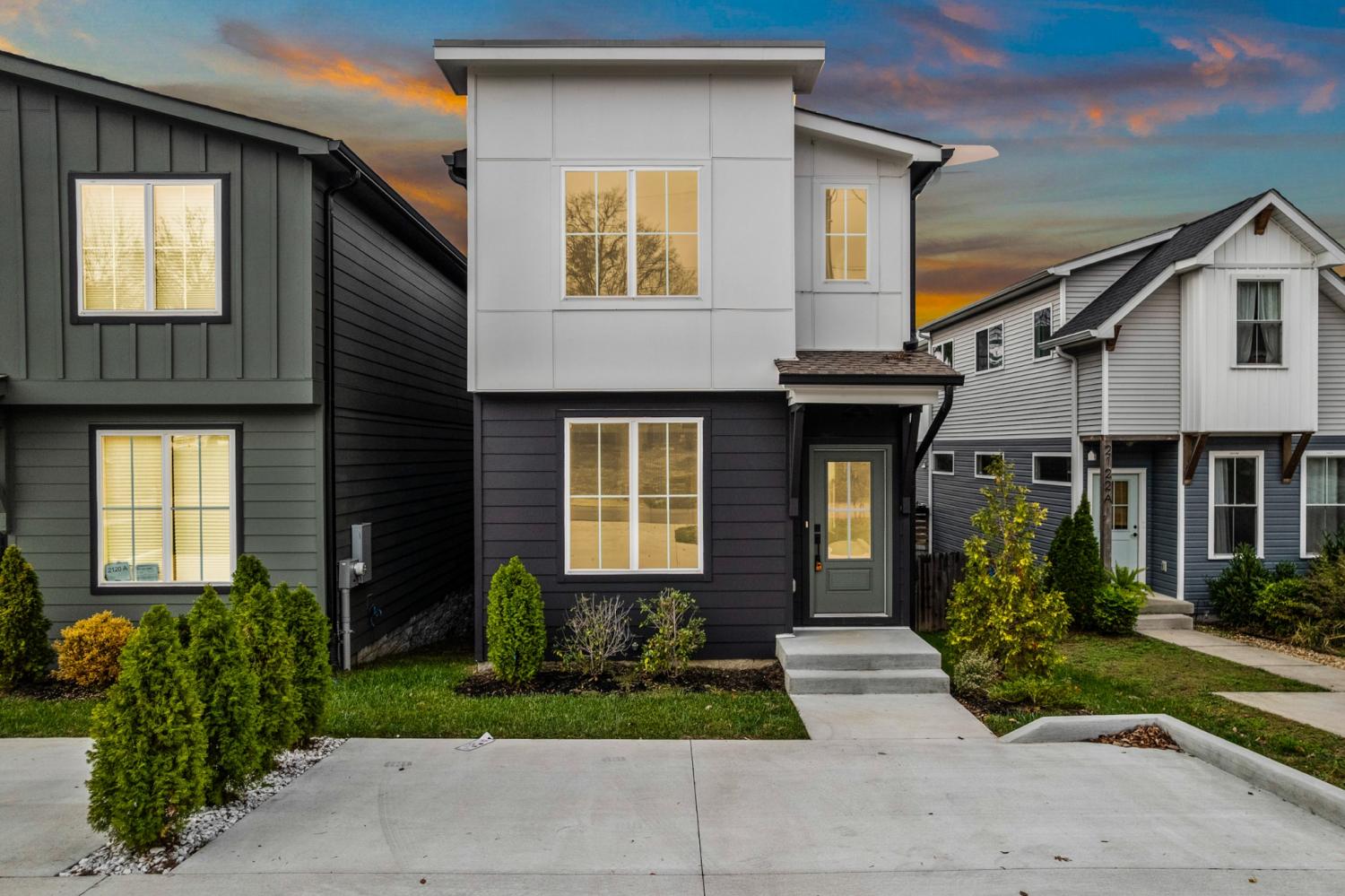 2120B-Burns-St For Sale