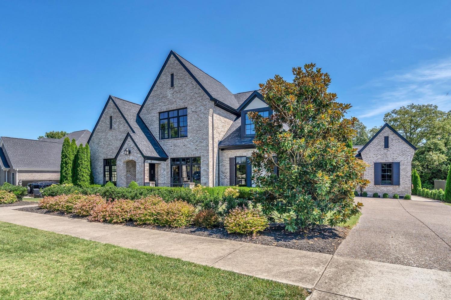 7045-Lanceleaf-Dr For Sale