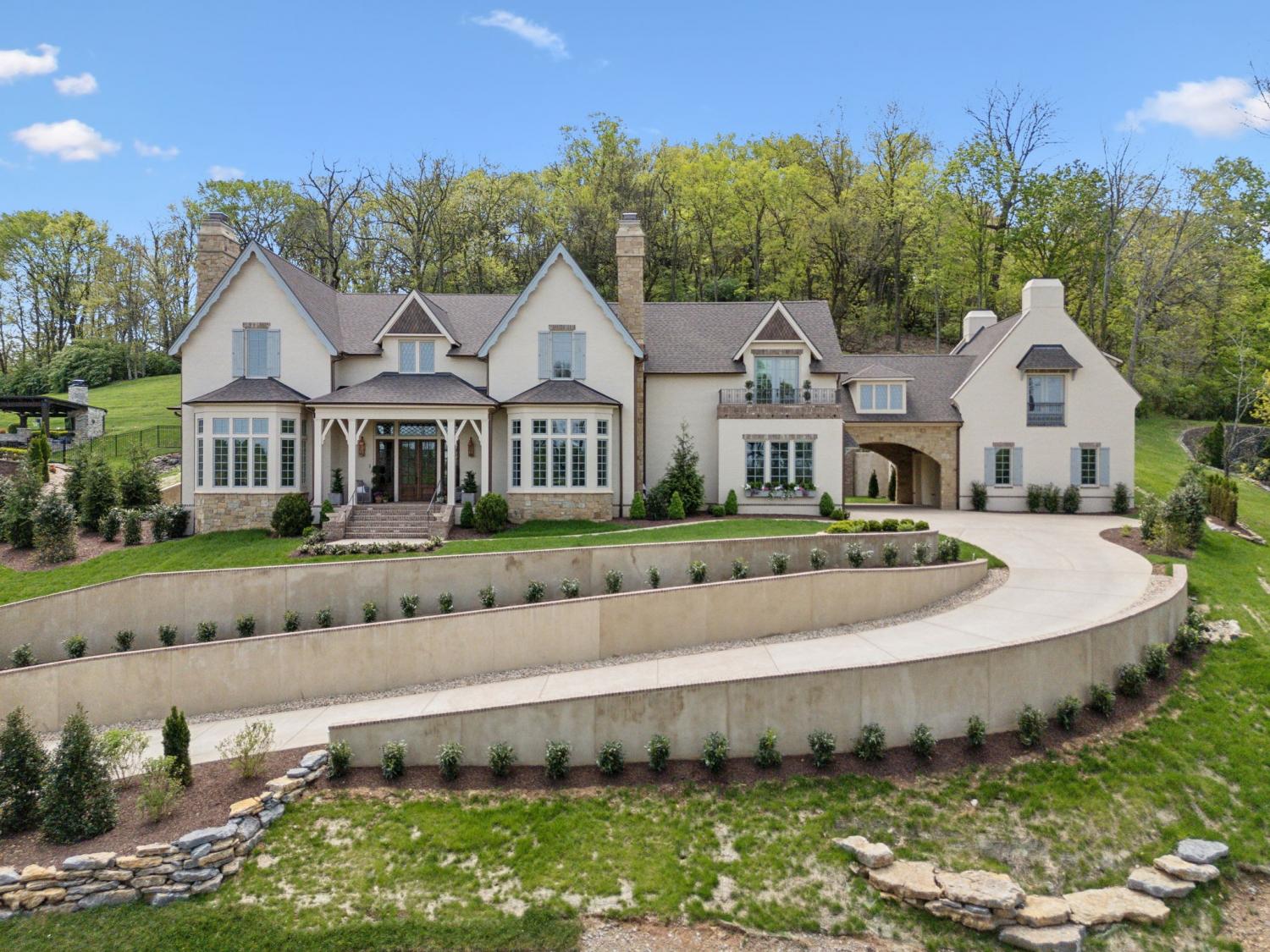 391-The-Lady-of-the-Lake-Ln For Sale