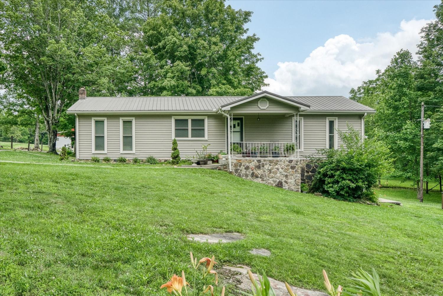 411-Phipps-Rd For Sale