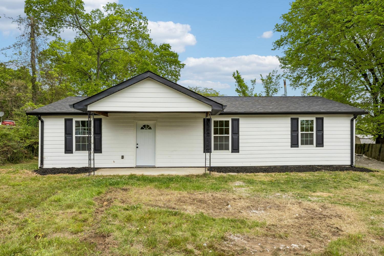 330-W-Washington-St For Sale
