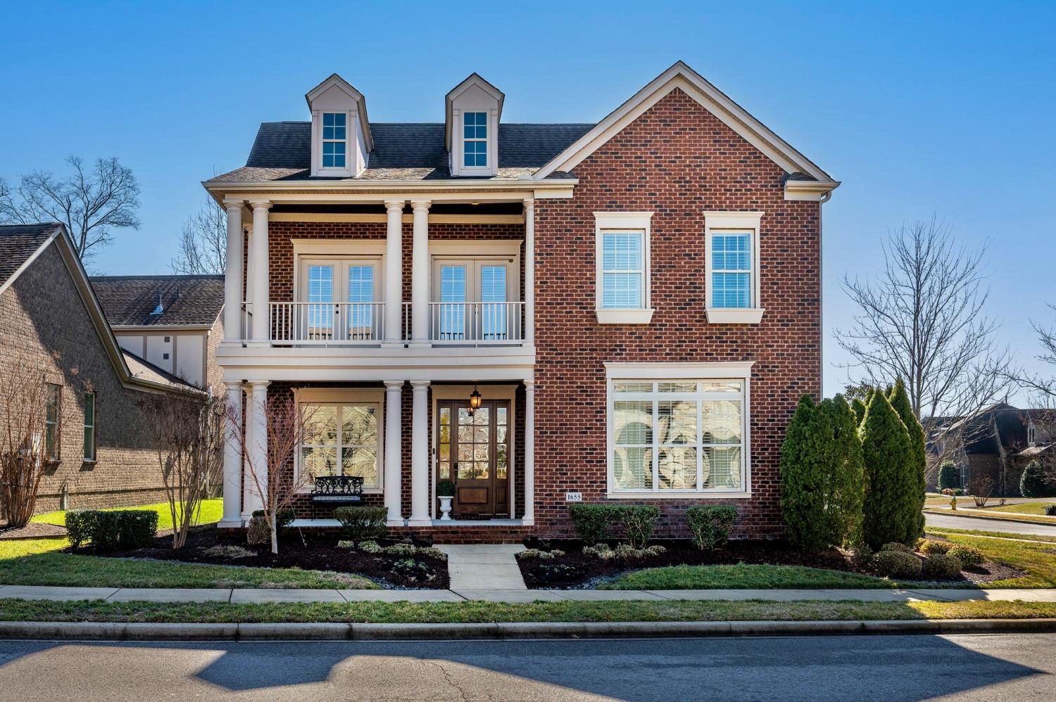 1655-Noah-Ln For Sale