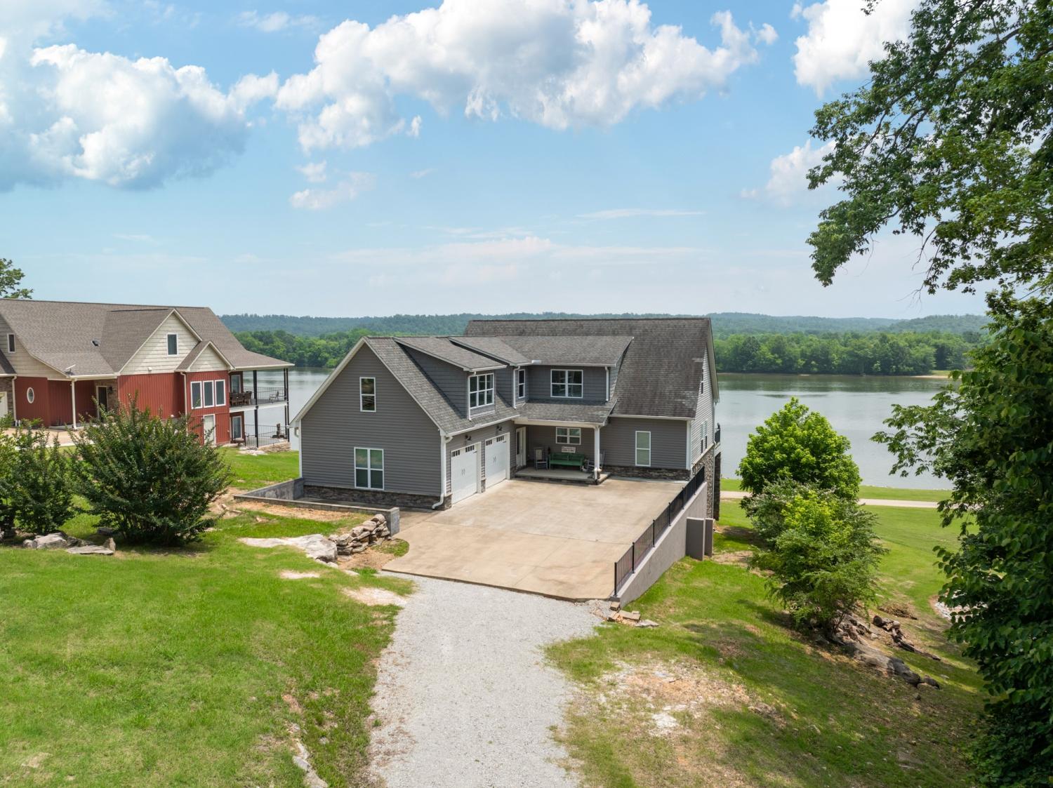 347-Lakeshore-Dr For Sale