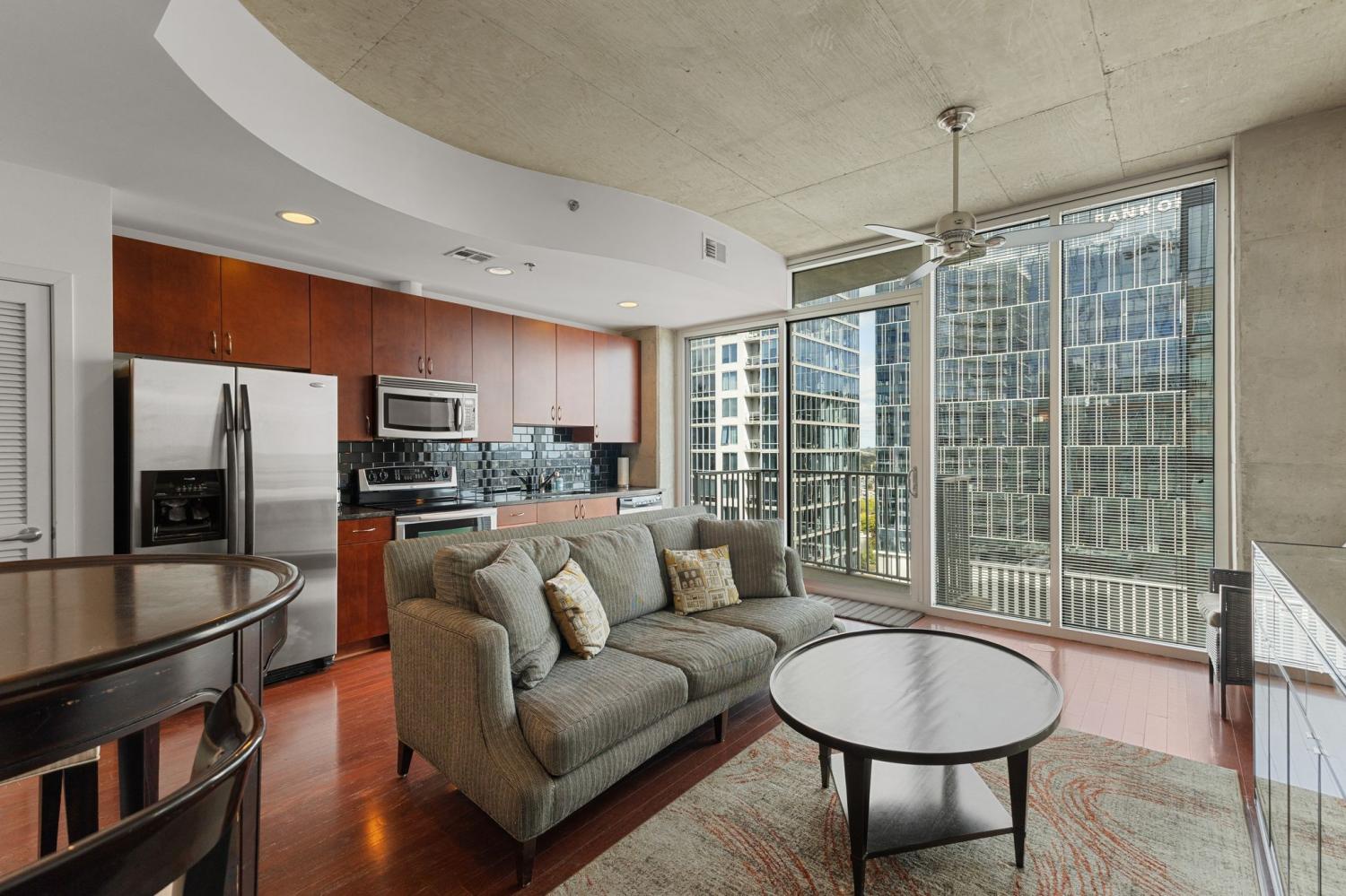 301-Demonbreun-St For Sale