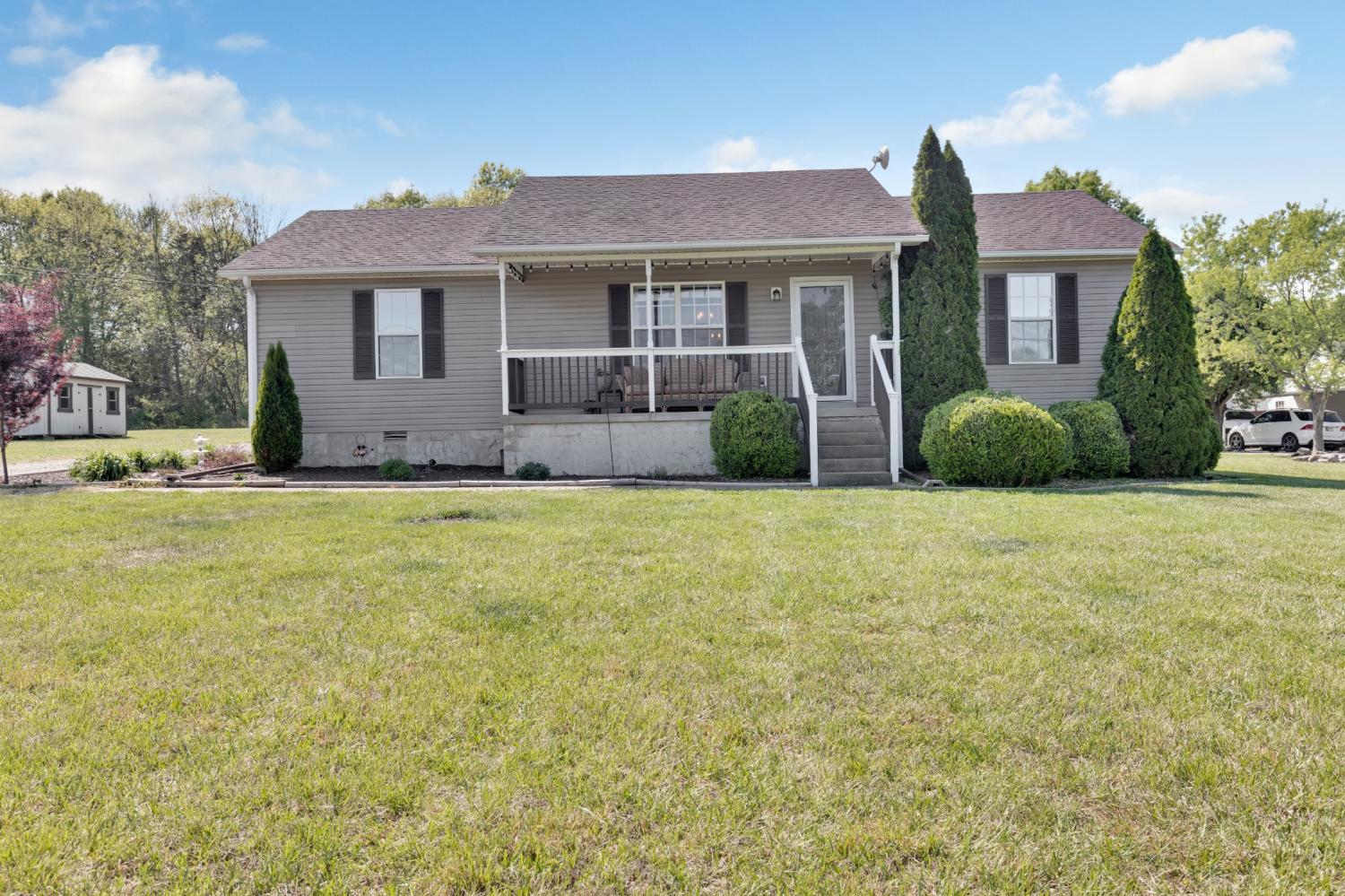 212-Cayenne-Rd For Sale