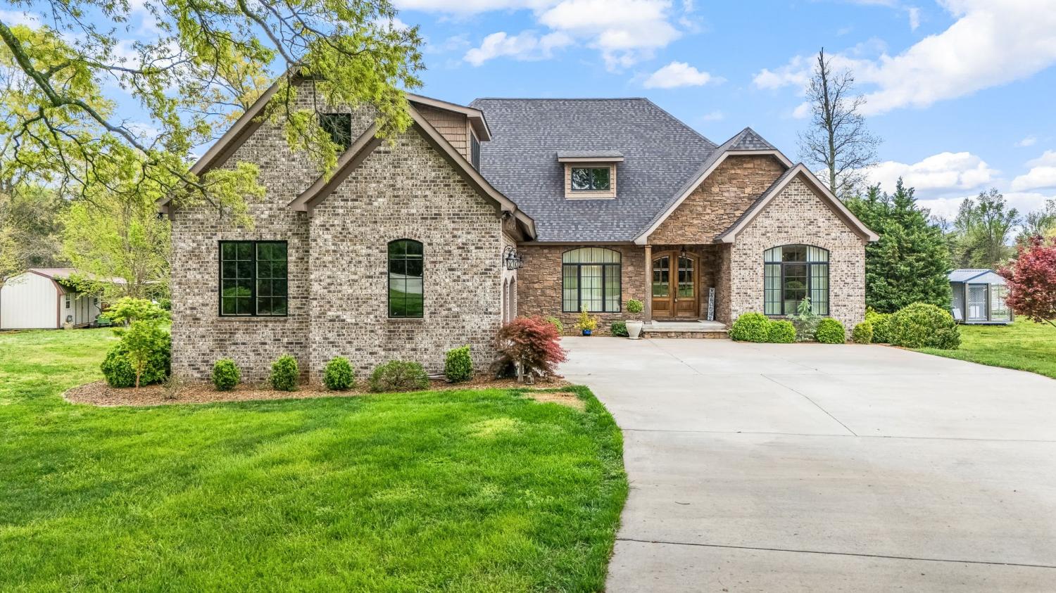 1001-WILLIAMS-STREET For Sale