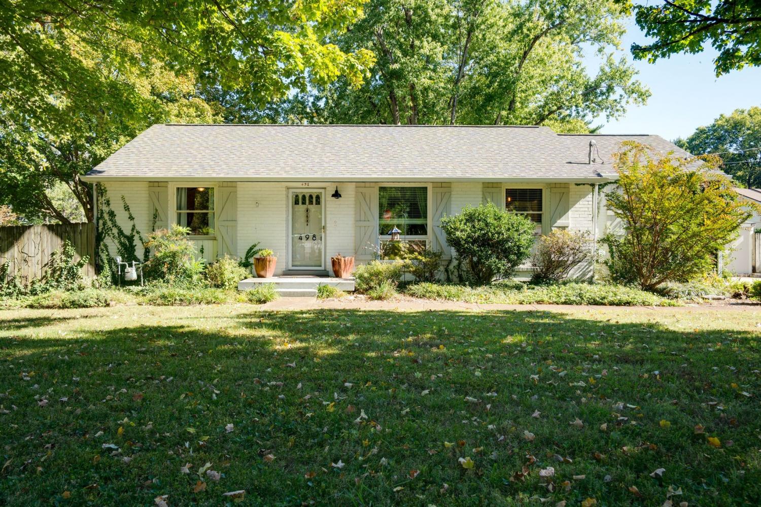 498-Whispering-Hills-Dr For Sale