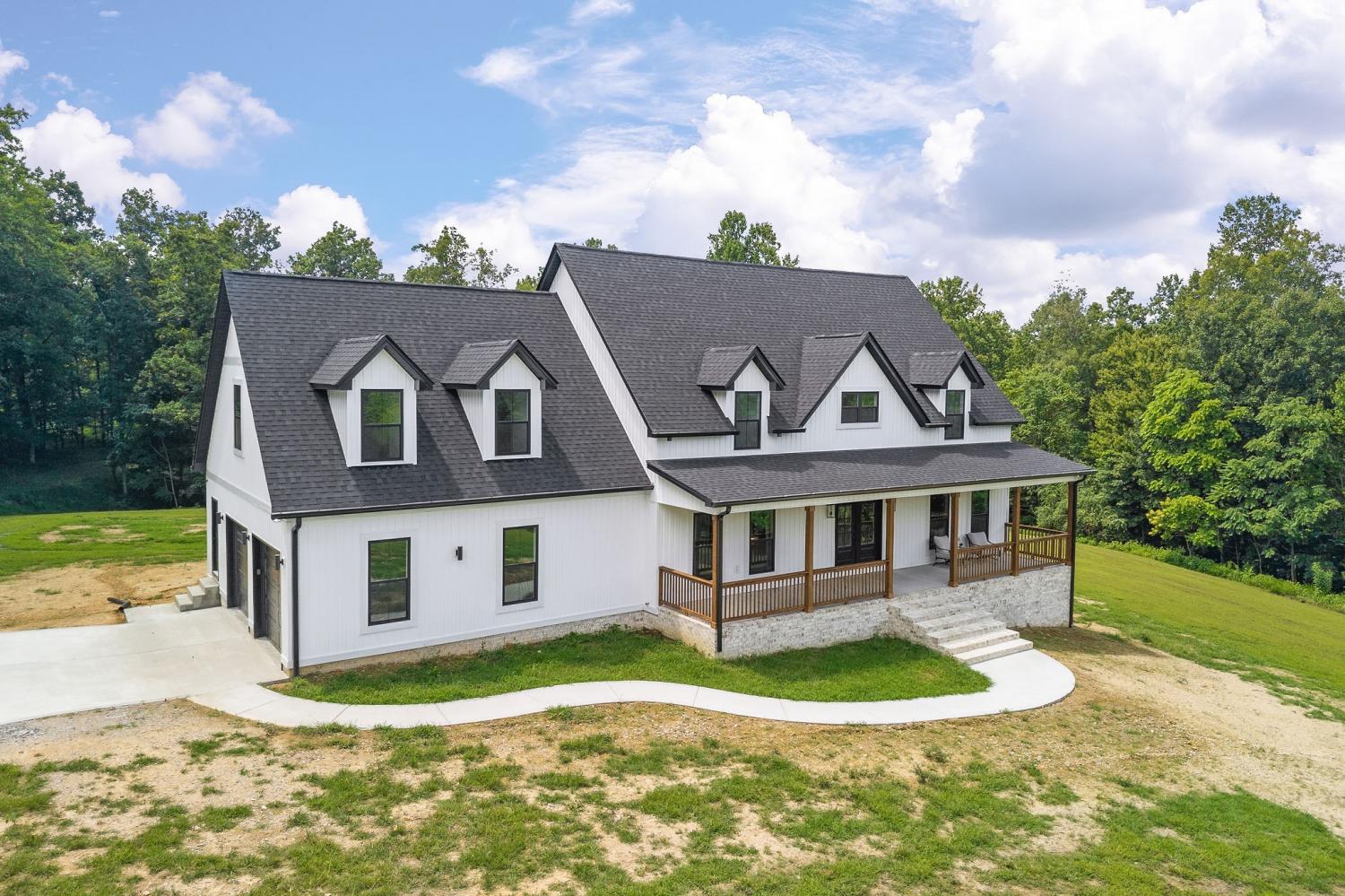 250-Dyer-Ridge-Rd For Sale