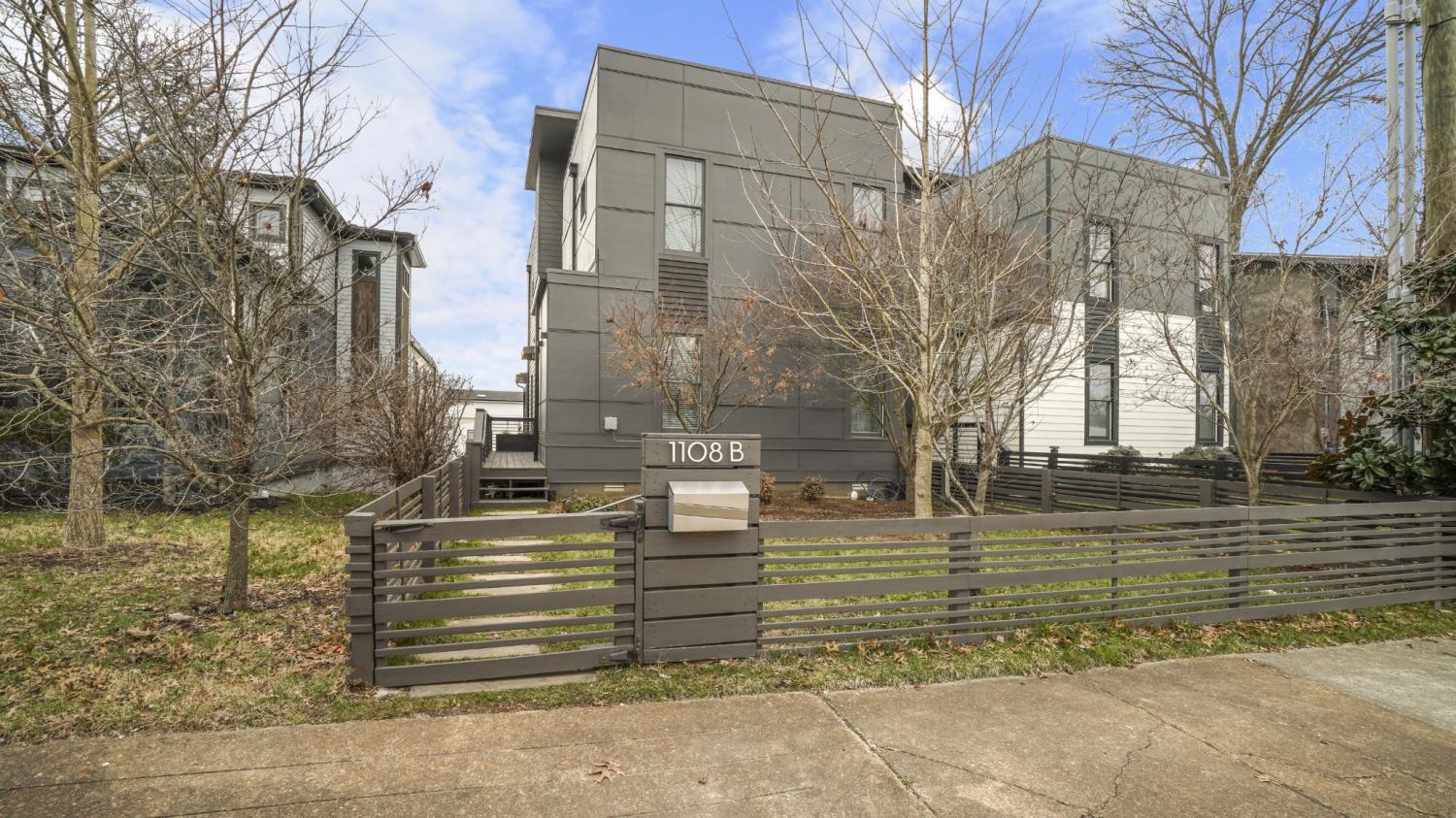 1108B-Glenview-Dr For Sale